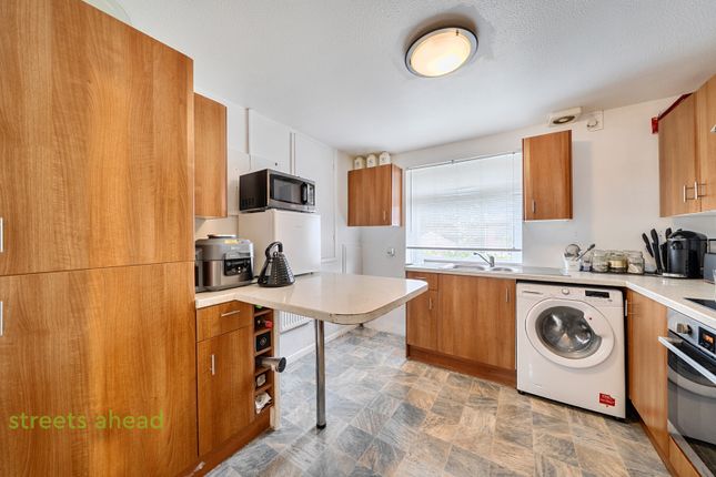 Flat 4, 71, Kensington Avenue, Norbury photo 4