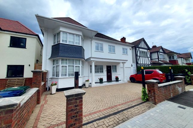 Very Large Studio Flat,Hendon.