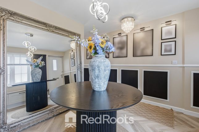 9 Blackbird Grove, Woodlands, South Yorkshire photo 4