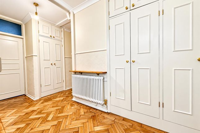 Flat 2, Park Court, Preston Park Avenue, Brighton photo 4