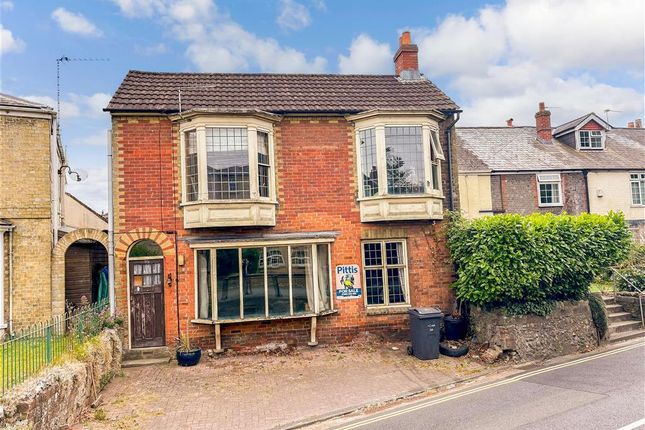 Thumbnail Detached house for sale in Carisbrooke Road, Newport, Isle Of Wight