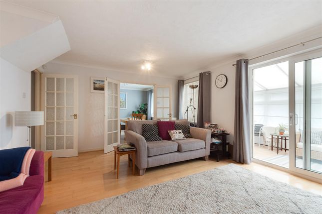 6, Osgood Avenue, Orpington photo 4