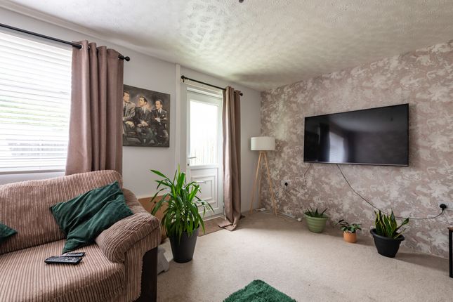 53, Grassington Close, Kingston upon Hull photo 4