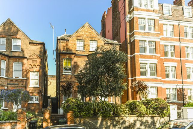 Flat 4, 12, Ornan Road, London photo 2