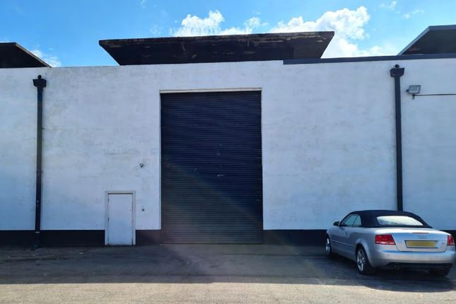 Light industrial to let in Unit 221C Ikon Trading Estate, Hartlebury, Worcestershire