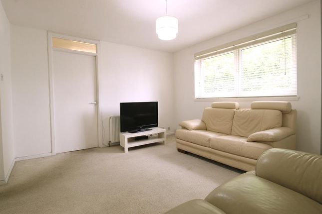 Taransay Crescent, First Floor, AB16, Sheddocksley photo 2