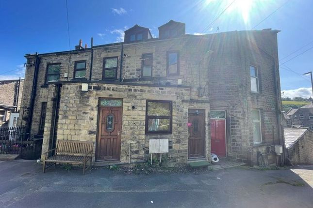 Thumbnail Flat to rent in Halifax Road, Ripponden, Sowerby Bridge