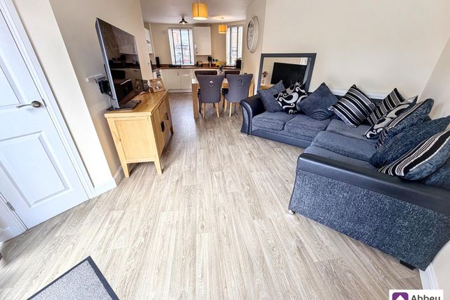 8 Haydon Lane, Leicester photo 3