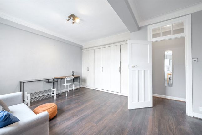 55, Mortimer Court, St John's Wood photo 4