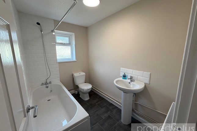 246, Tyntyla Road, Rhondda Cynon Taff photo 5