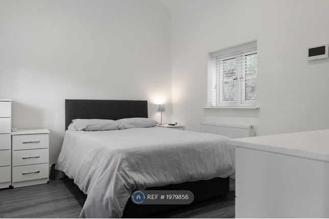 Room to rent in College Park Drive, Bristol