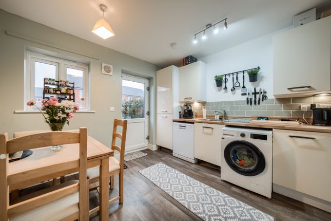 11, Regan Avenue, Stratford-Upon-Avon photo 3