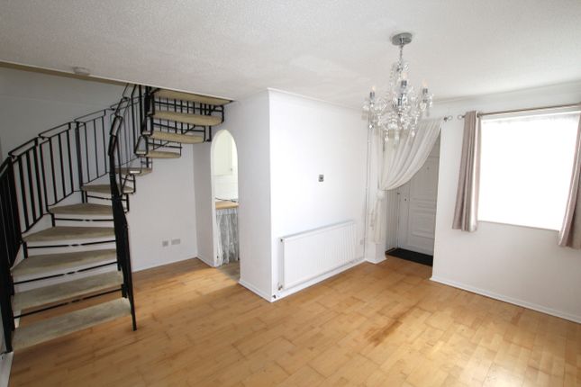 140, Manorfield, Singleton photo 2
