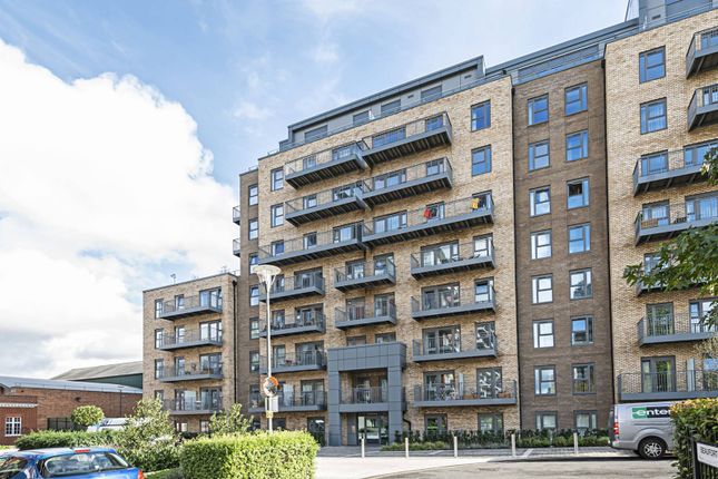 Thumbnail Flat to rent in Fairbank House, Colindale, London