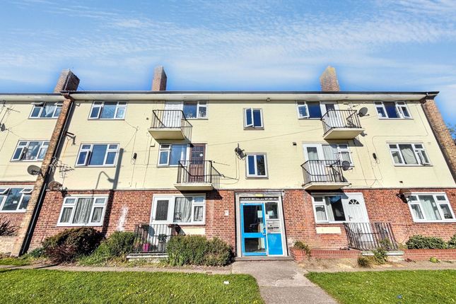 2-bed flat on 85, Bessingby Gate, Bridlington, £29,999