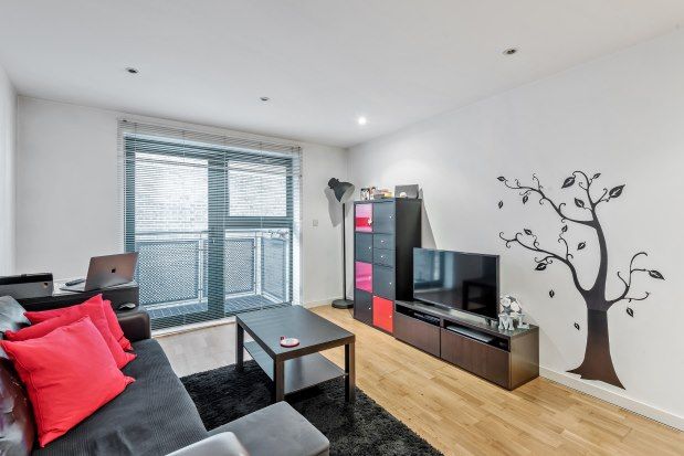 Thumbnail Flat to rent in Bendish Road, London