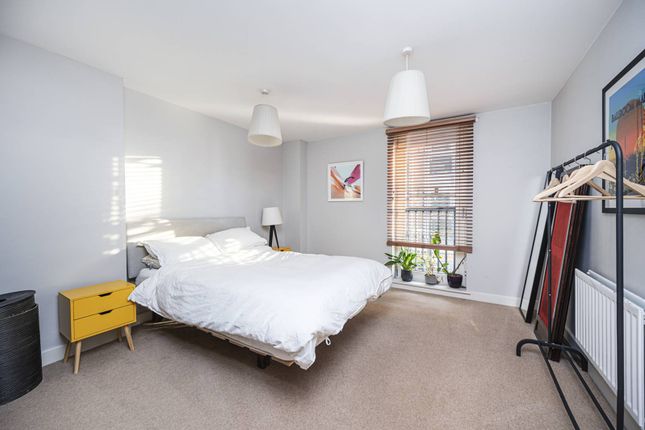 Thumbnail Flat to rent in Gaumont Tower, Dalston, London