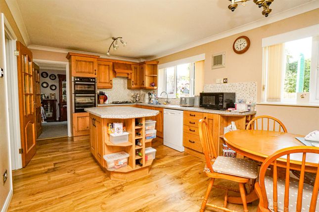 Spring Cottage, Butchers Lane, Three Oaks photo 2