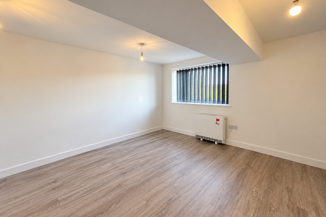 Flat 12, Waterlooville photo 5