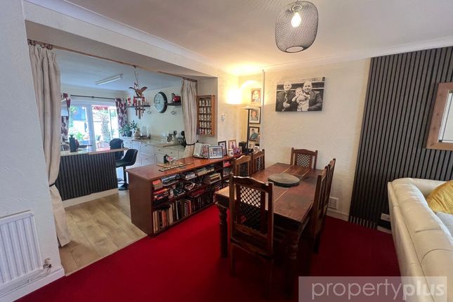 31, Aberllechau Rd, Rhondda Cynon Taff photo 5