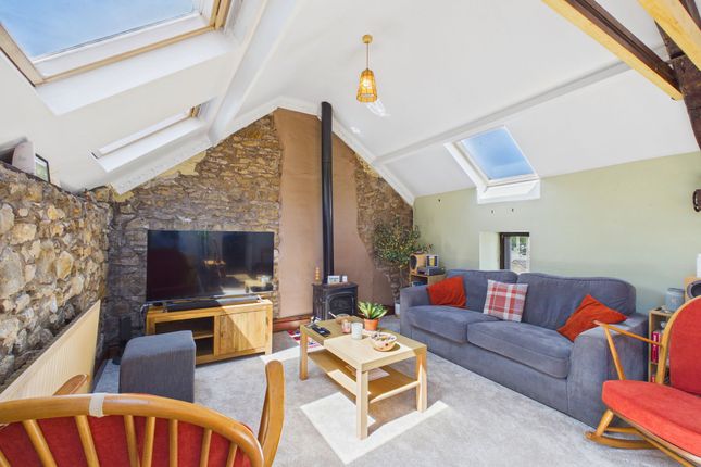 14 Ramsay Brow, Workington photo 4