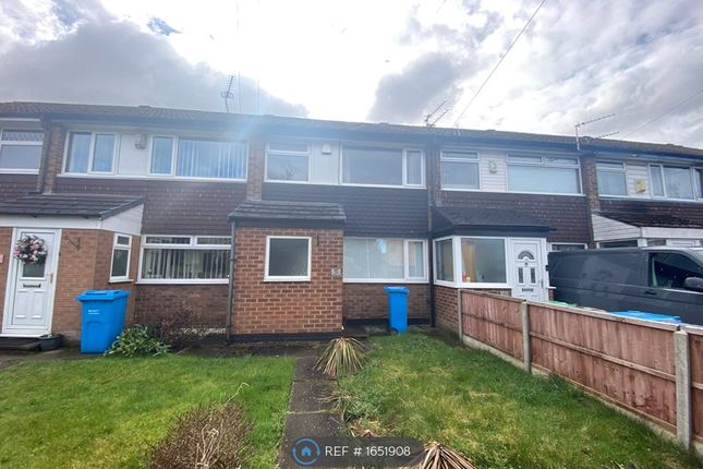 Thumbnail Terraced house to rent in Amberwood Drive, Manchester