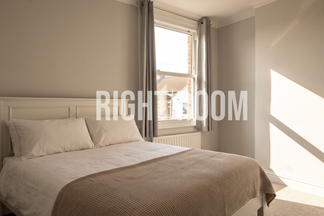 2, Leopold Street, Hampshire photo 5