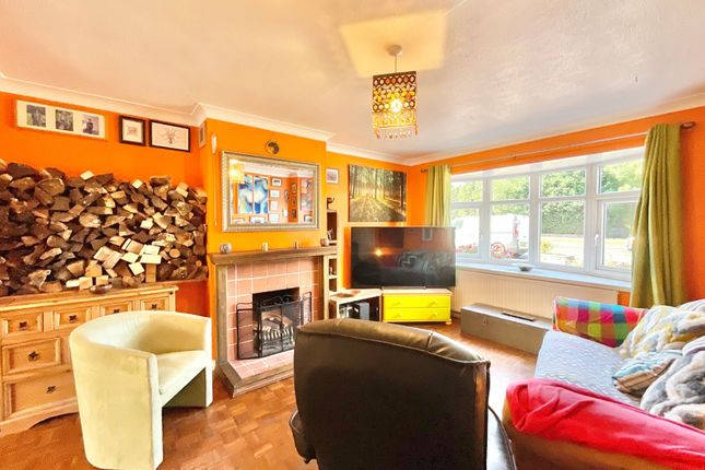 445 Stone Road, Stoke-On-Trent photo 2