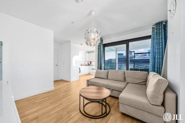 Thumbnail Flat to rent in Legacy Tower, Great Eastern Road, London