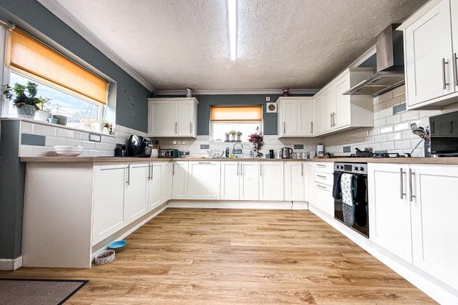 16, Baymead Lane, Bridgwater photo 2