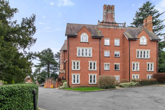 Flat for sale in Priory Road, Malvern