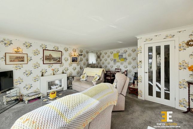18, Maes Rhun, Conwy photo 4