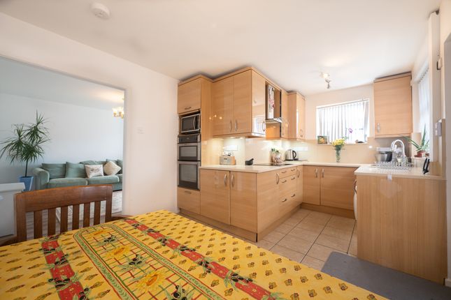 19 Sandra Drive, Newton-Le-Willows photo 4