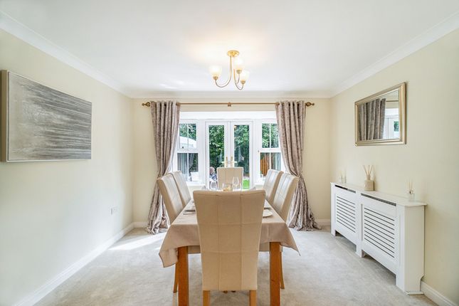 24, Sandbeck Court, Doncaster photo 4
