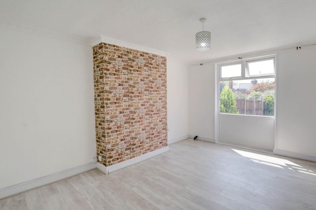 7, Houldsworth Crescent, Coventry photo 4