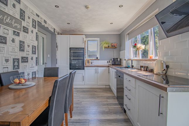 4 Long Lane, West Winch, Norfolk photo 4