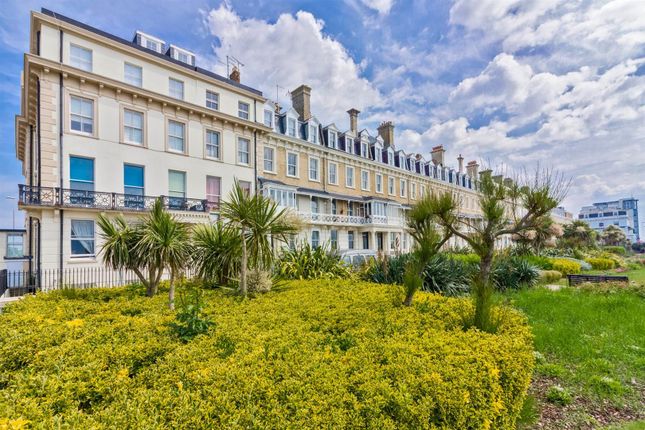 Flat to rent in Heene Terrace, Worthing