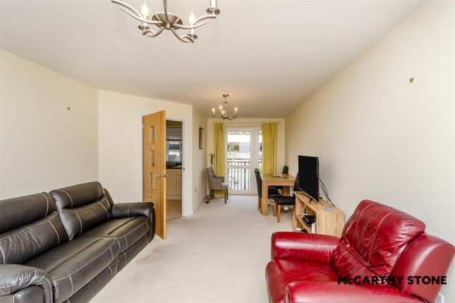 23 Brindley Gardens, Bilbrook, Wolverhampton photo 2