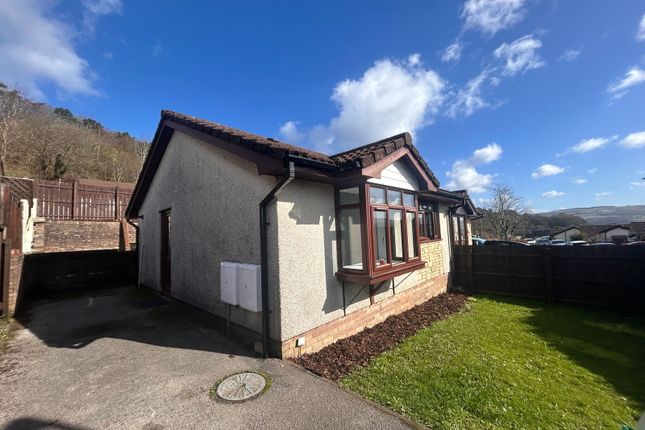 1-bed house on 65, Oak Hill Park, Neath, £825/mo