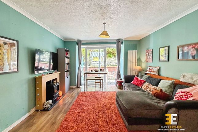 52, Alwen Drive, Colwyn Bay photo 4