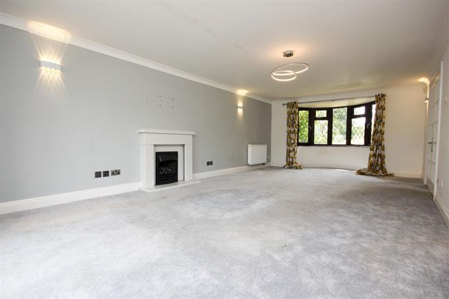 6, Cambridge Street, Rushden photo 2