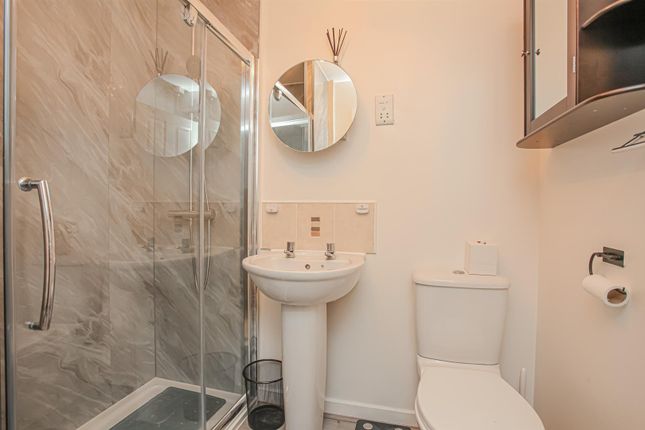 24, Hawthorn Place, Didcot photo 4
