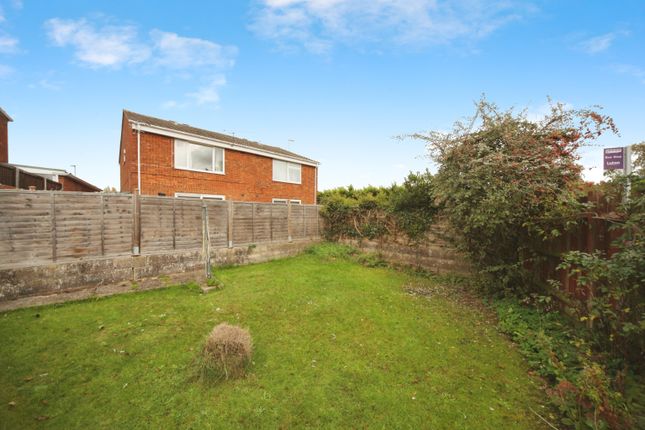 29a, Seaford Close, Luton photo 3