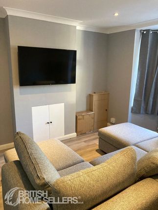 35, Adelaide Place, Isle of Wight photo 4