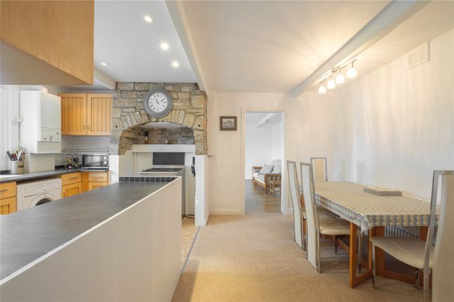 26, Cliff Road, Holmfirth photo 2