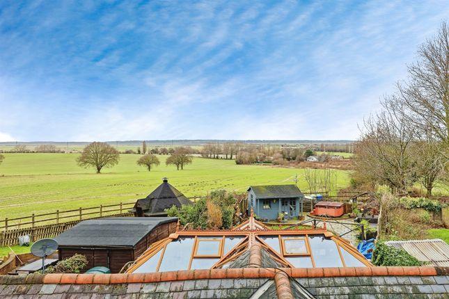 3, Four Oaks Cottages Bysing Wood Road, Faversham photo 4
