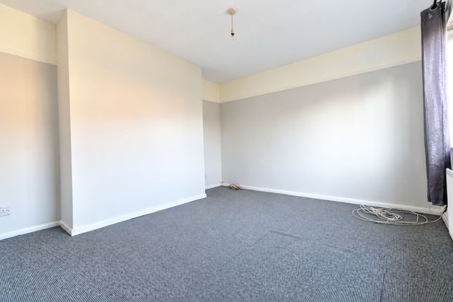 9 Sephton Drive, Ormskirk photo 2