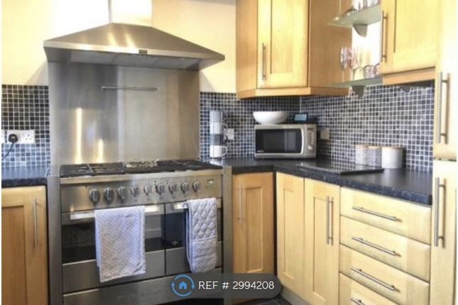 Barker Close, Stafford photo 3