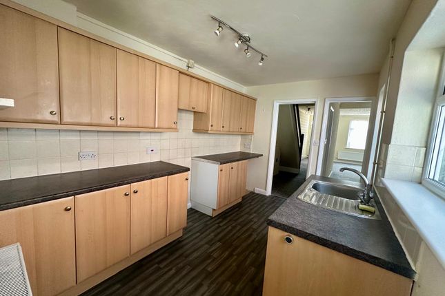 92, Arundel Road, Great Yarmouth photo 3