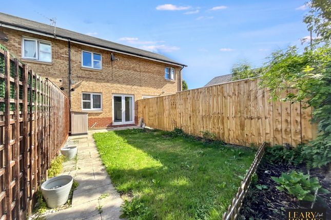 4 Snowberry Grove, South Shields photo 3